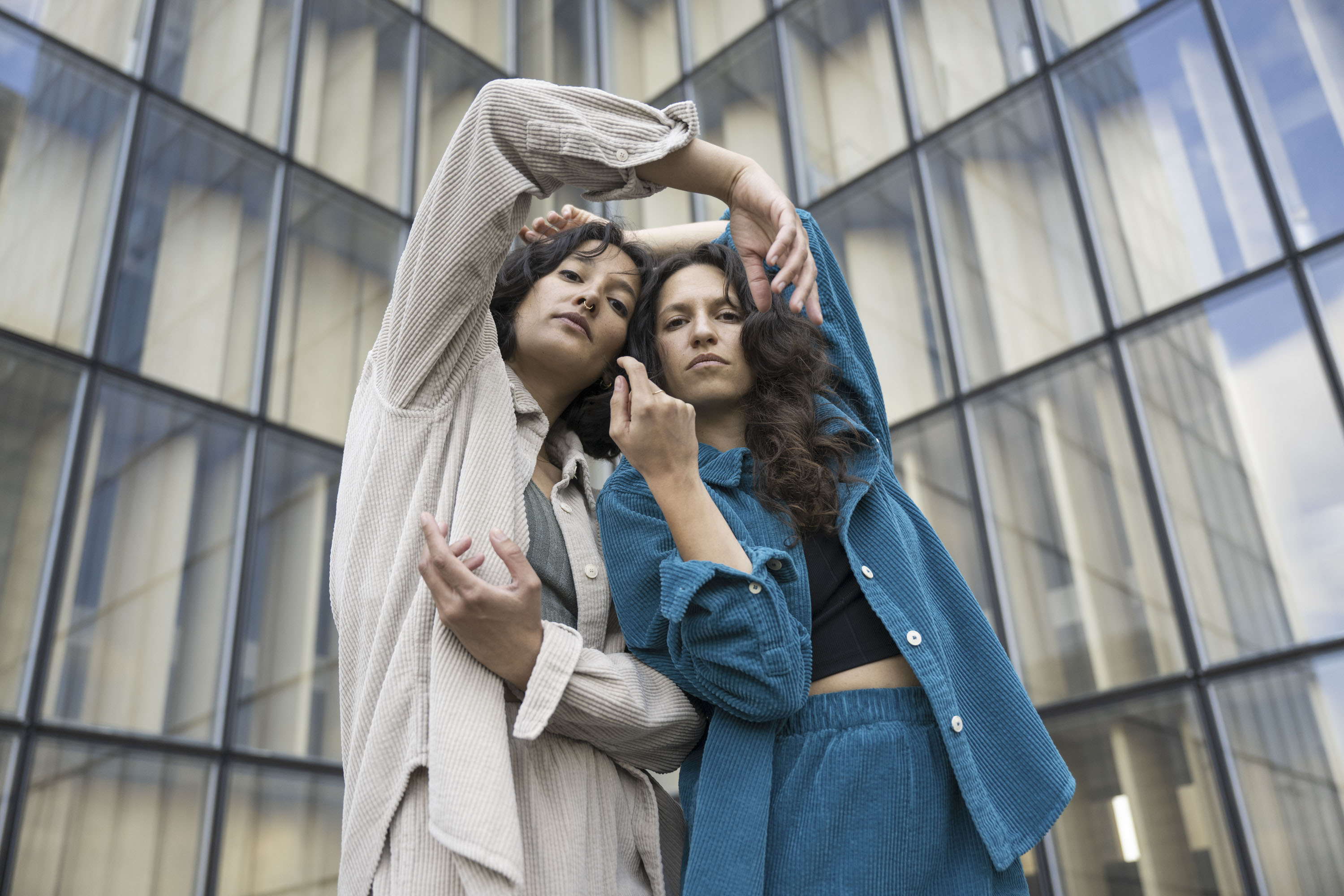 Portrait von Olivia Mitterhuemer und Farah Deen